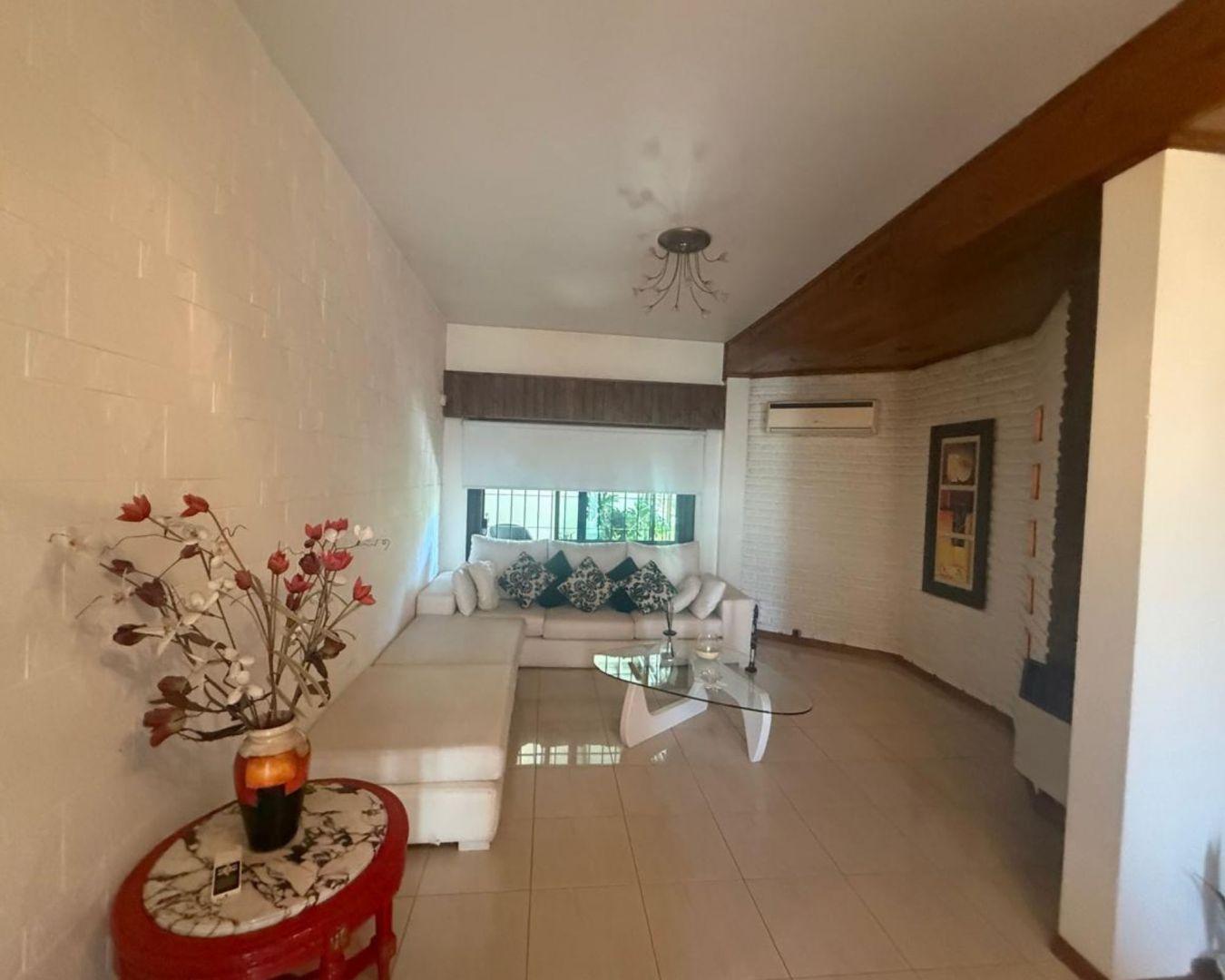 Foto de VENTA CASA VILLA UDAONDO LOTE AMPLIO, imagen 5