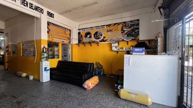 Foto de VENTA GALPON Y LOCAL SOBRE AVENIDA - MORÓN, imagen 1