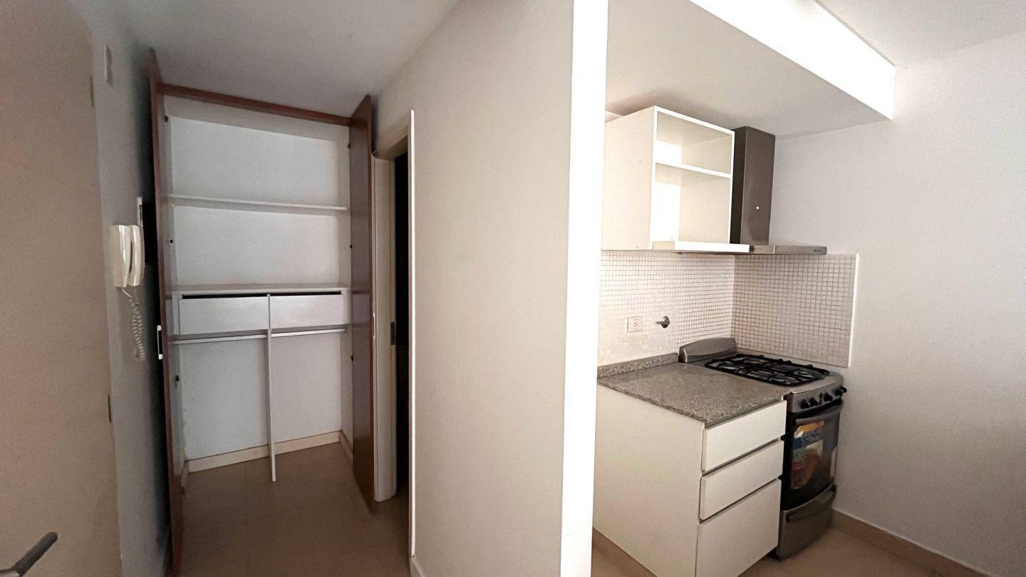 Foto de VENTA DEPARTAMENTO 2 AMBIENTES CASTELAR NORTE - APTO CRÉDITO, imagen 2