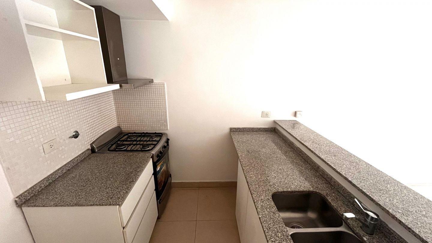 Foto de VENTA DEPARTAMENTO 2 AMBIENTES CASTELAR NORTE - APTO CRÉDITO, imagen 4