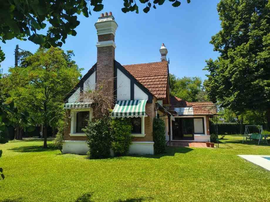 Foto de Casa 6 ambiente en Venta Parque Leloir, imagen 1