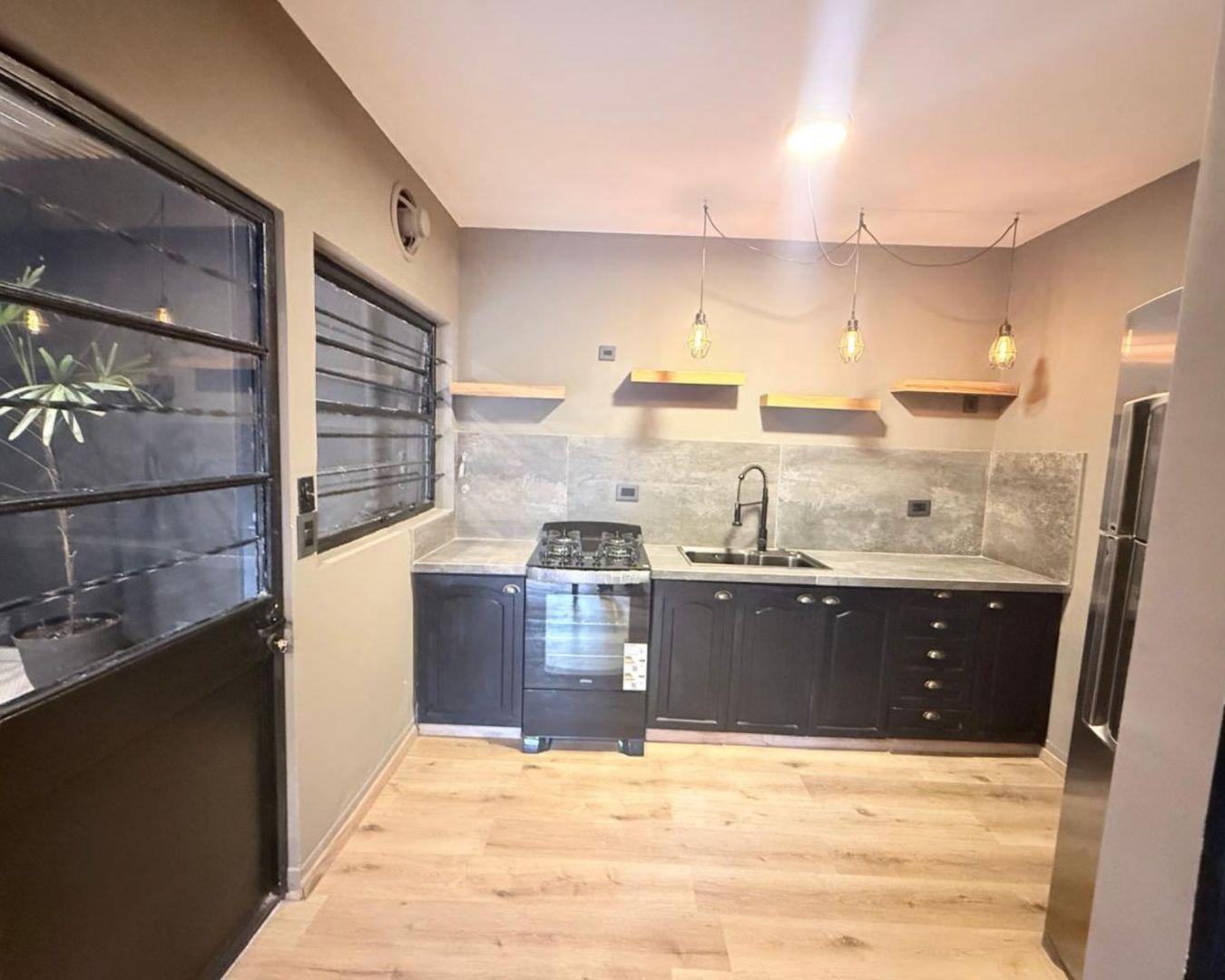 Foto de VENTA CASA CASTELAR APTO CREDITO, imagen 3