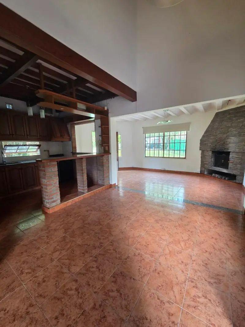 Foto de Venta casa en Parque Leloir, imagen 4