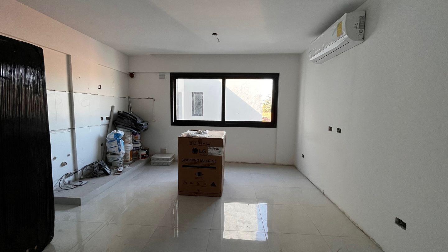 Foto de VENTA DEPARTAMENTO 2 AMBIENTES CASTELAR NORTE, imagen 4