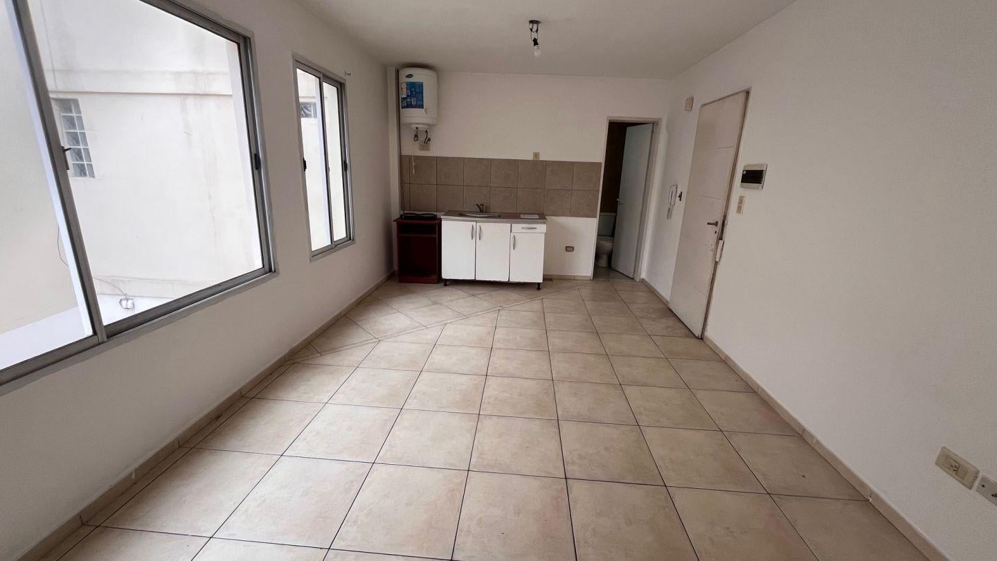 Foto de VENTA DEPARTAMENTO MONOAMBIENTE EN MORON, imagen 3