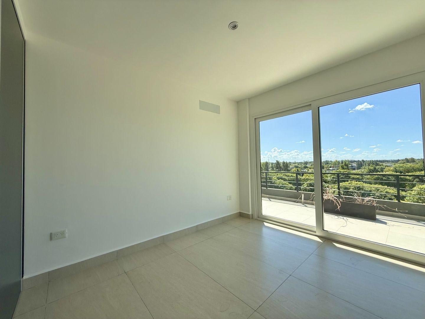 Foto de Complejo de Departamentos en Ingreso Contiguo a Terravista, imagen 1