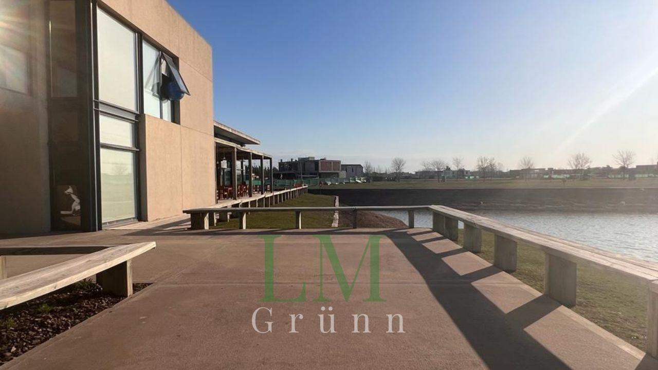 Foto de Venta Lote con fondo a gran pulmón verde y vista al agua, Terravista, imagen 3