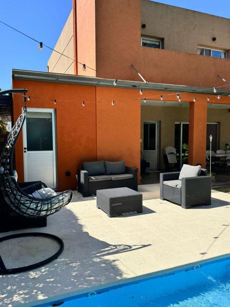 Foto de Venta casa en Parque Leloir, imagen 2