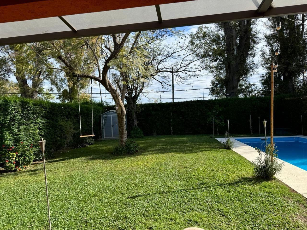 Foto de Venta casa en Parque Leloir, imagen 3