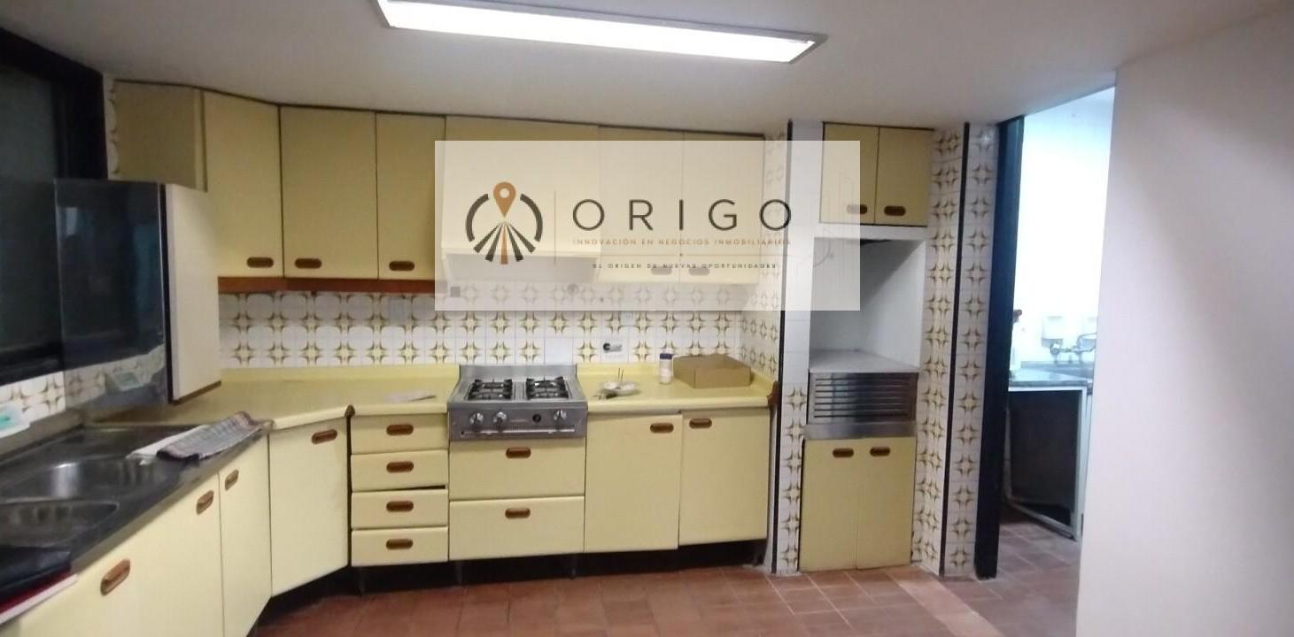 Foto de ALQUILAMOS HERMOSA CASA TIPO CHALET AMERICANO EN BARRIO BOMBAL GODOY, imagen 4