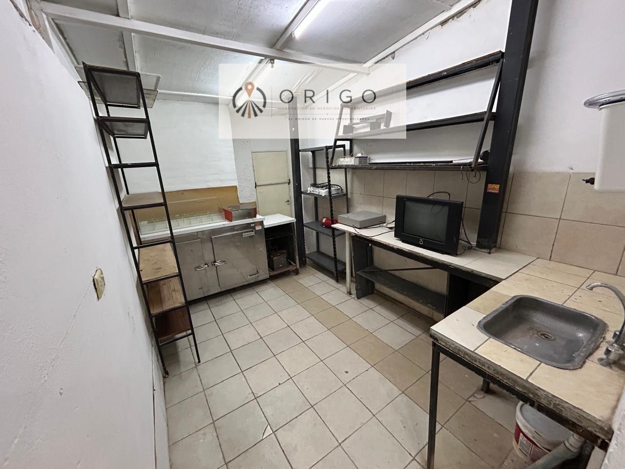 Foto de ORIGO NEGOCIOS INMOBILIARIOS ALQUILA 2 LOCALES EN LUZURIAGA MAIPU LOCAL, imagen 2