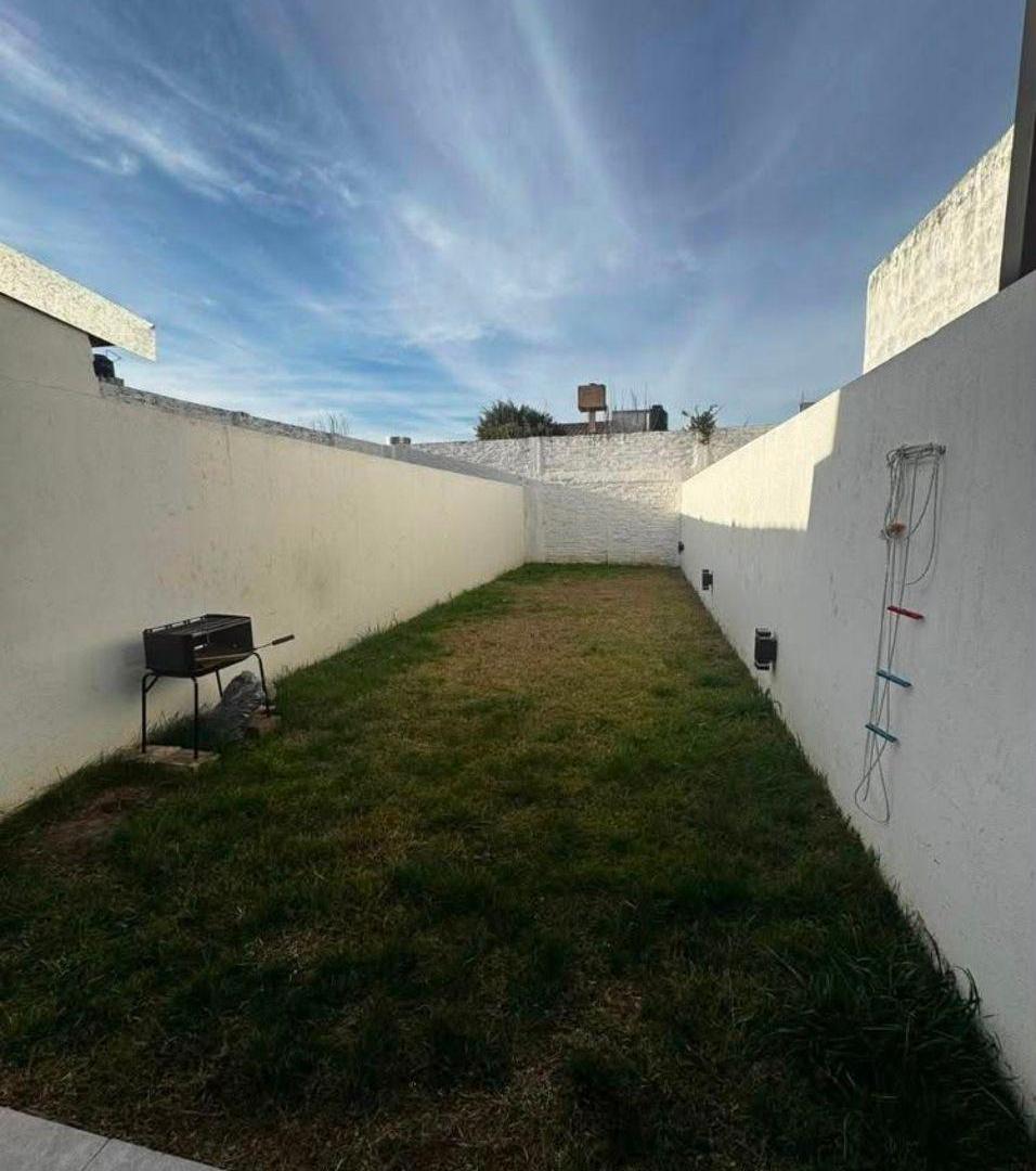 Foto de ¡OPORTUNIDAD IMPERDIBLE! Departamentos a Estrenar con Fondo o Terraza, imagen 2