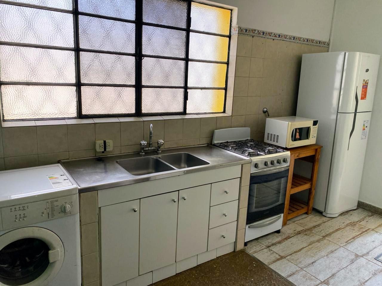 Foto de PH 3 AMBIENTES, PLANTA BAJA , PATIO JARDIN COCHERA , SIN EXPENSAS, imagen 5