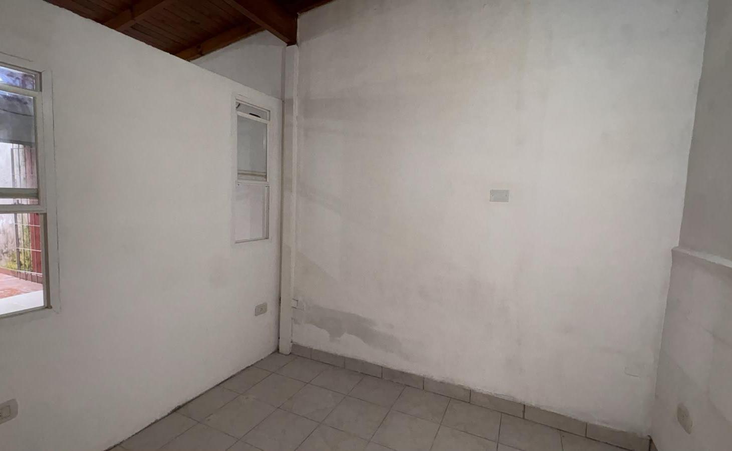Foto de VENTA PH 2 AMBIENTES, CON PATIO, PLANTA BAJA. APTO CREDITO, imagen 5