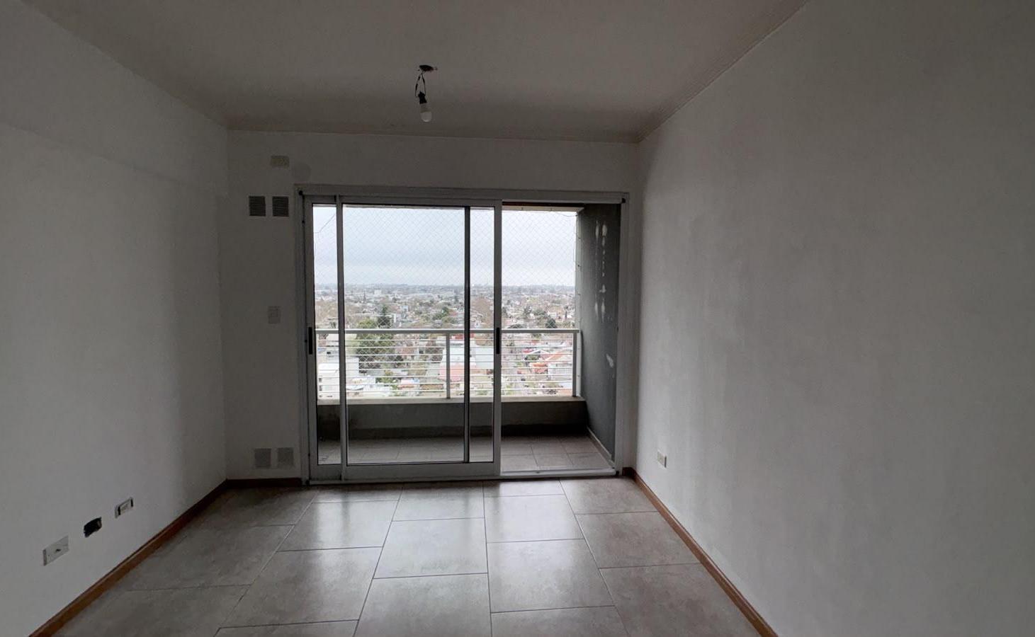 Foto de ALQUILER departamento 2 ambientes BALCON, SUM, PISCINA, APTO PROFESIONAL, imagen 2