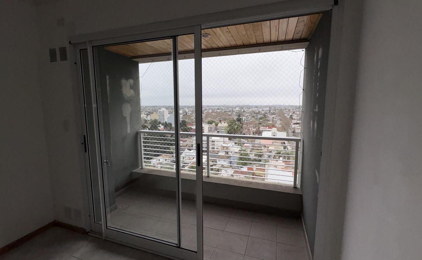 Foto de ALQUILER departamento 2 ambientes BALCON, SUM, PISCINA, APTO PROFESIONAL, imagen 3