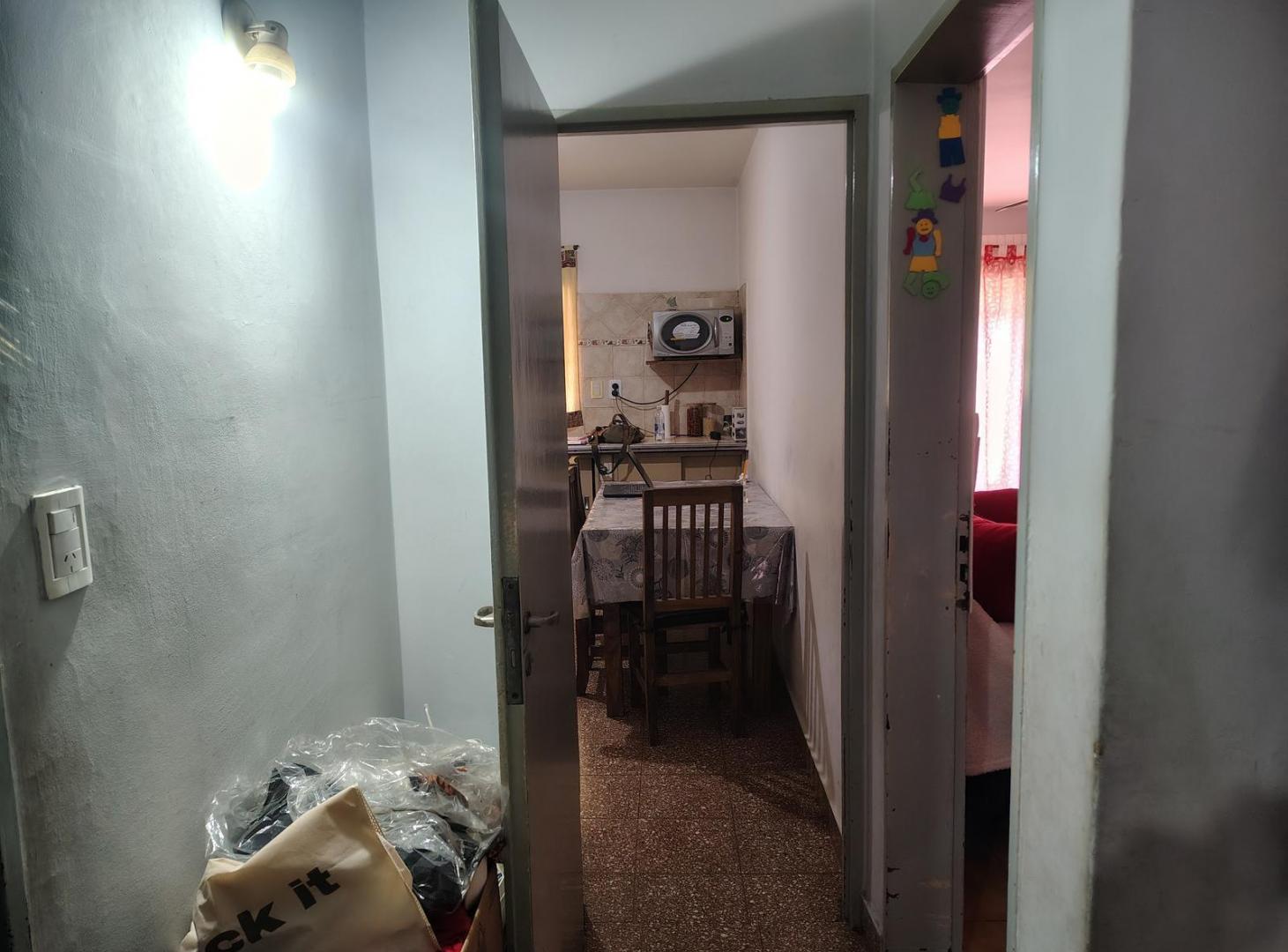Foto de Casa en venta 4ambientes Castelar Norte Apta credito, con cochera, imagen 5