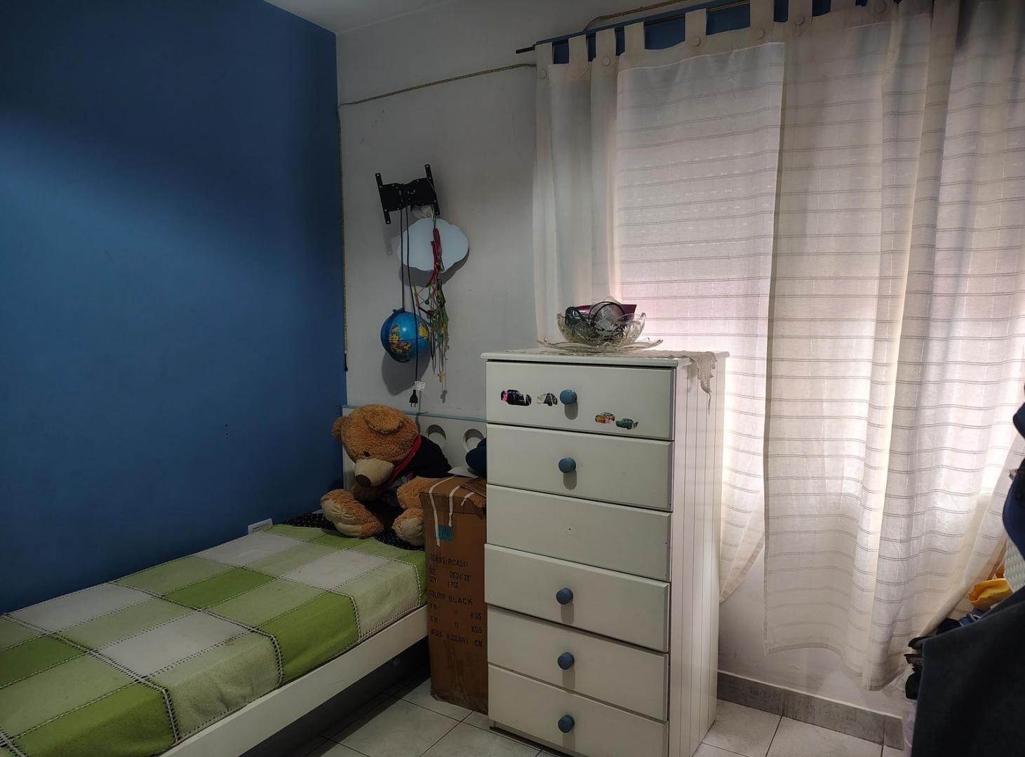 Foto de Casa en venta 4ambientes Castelar Norte Apta credito, con cochera, imagen 3