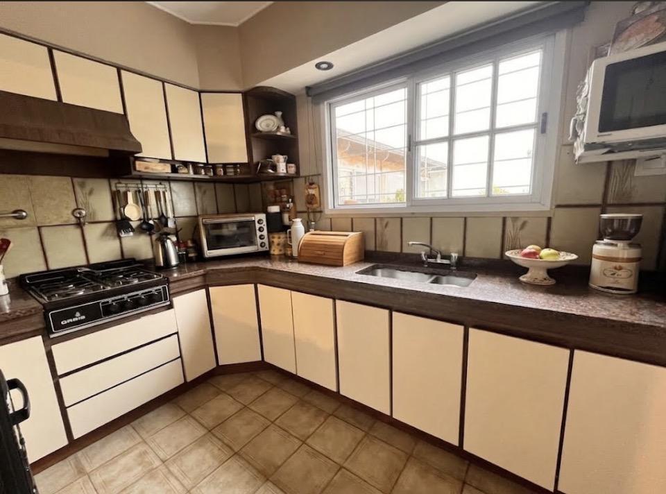 Foto de Casa en venta con terraza y jardin 3 habitaciones, apta credito, Tres, imagen 1