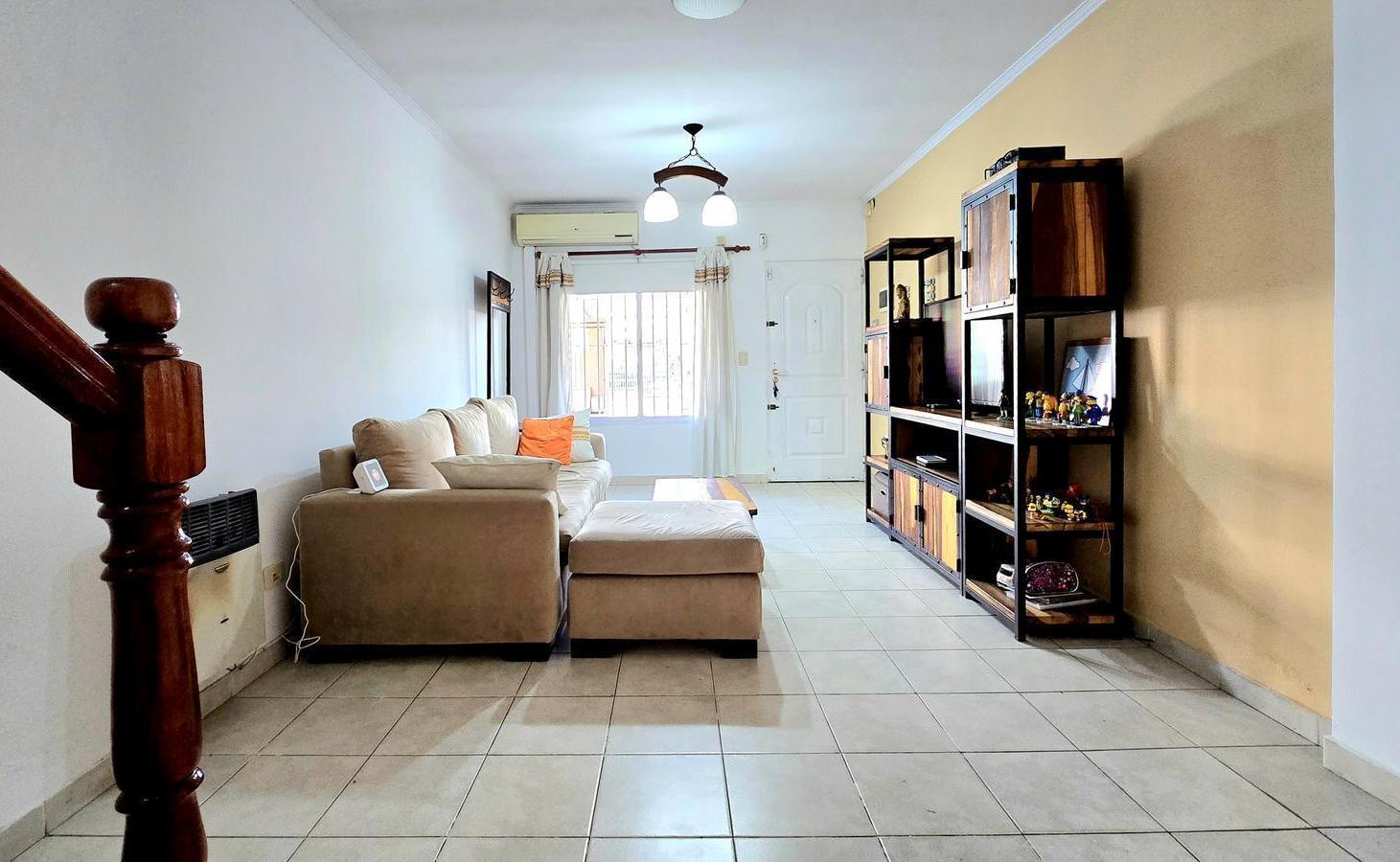 Foto de DUPLEX EN VENTA 4 AMBIENTES JOSE LEON SUAREZ, imagen 5