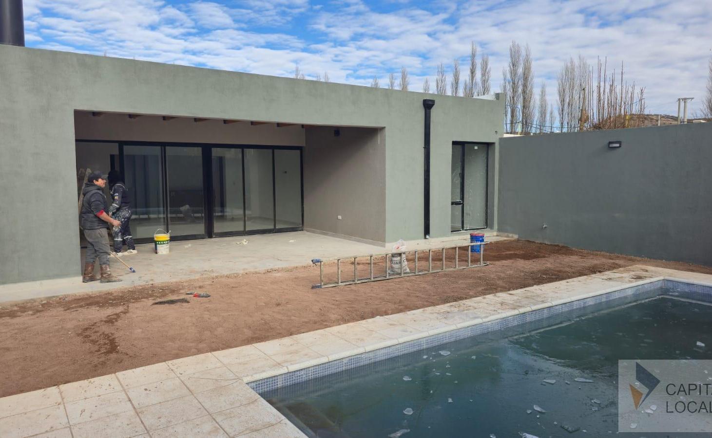 Foto de VENTA DE CASA A ESTRENAR !! - B° LA CONSUELO - 3 DORMITORIOS + PILETA, imagen 3
