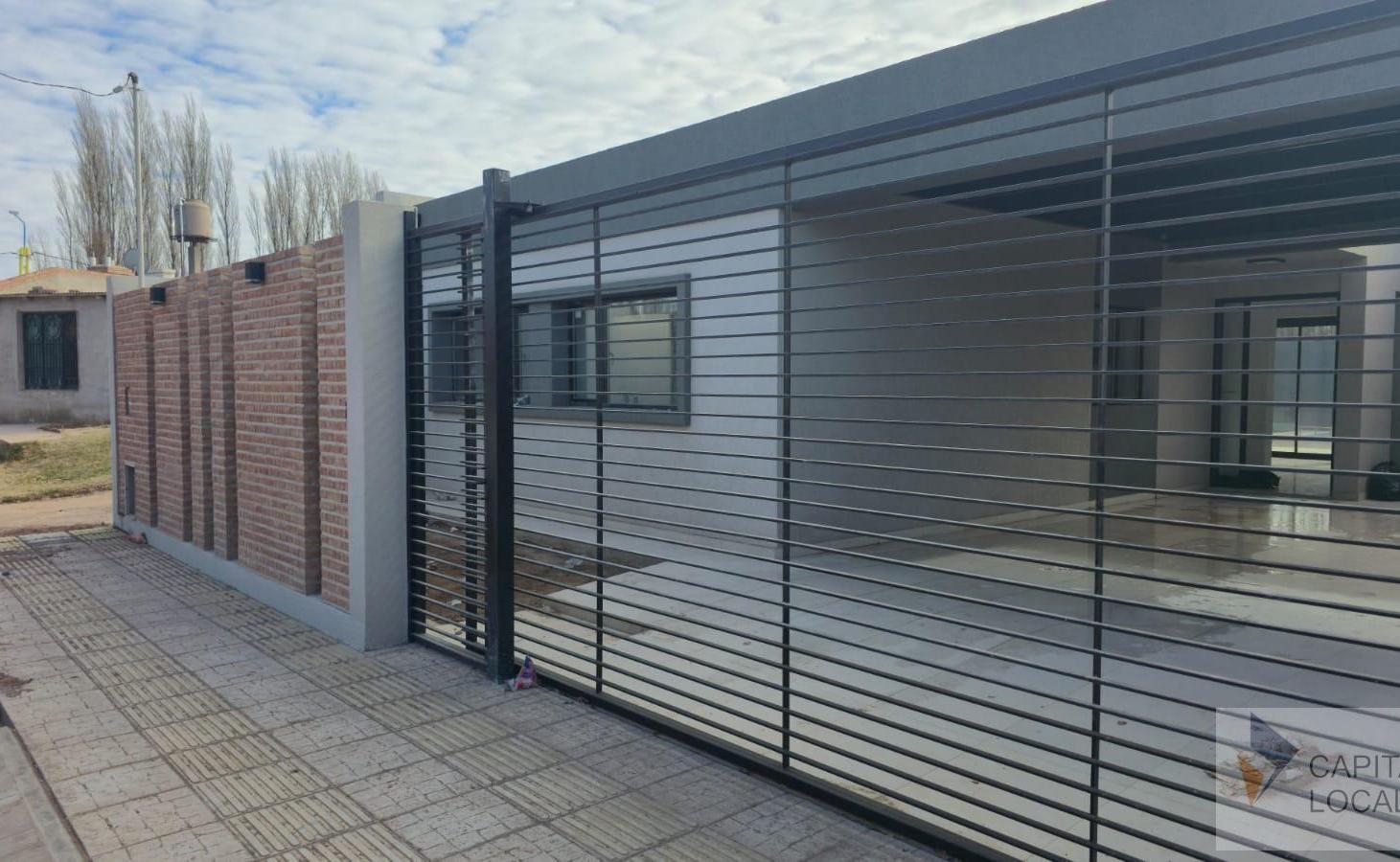 Foto de VENTA DE CASA A ESTRENAR !! - B° LA CONSUELO - 3 DORMITORIOS + PILETA, imagen 1