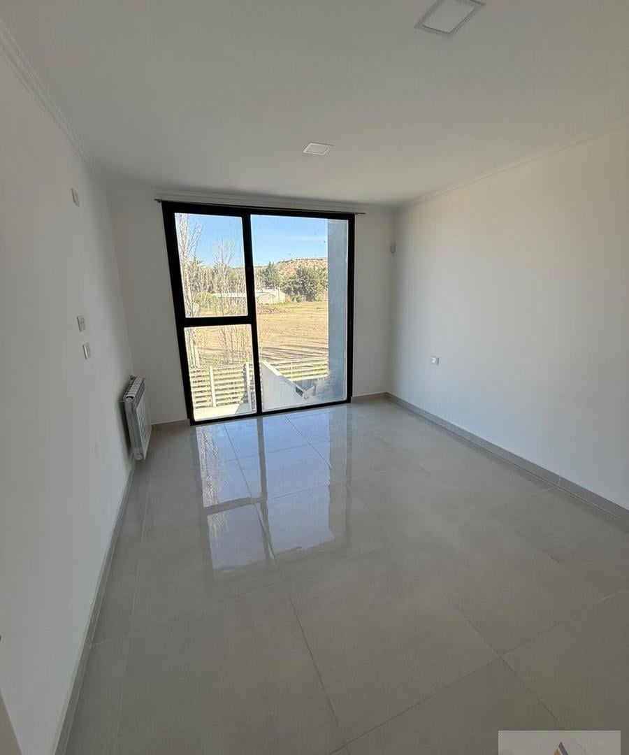 Foto de ALQUILER DÚPLEX 3 DORMITORIOS - PILETA - TIERRA MANSA, imagen 4