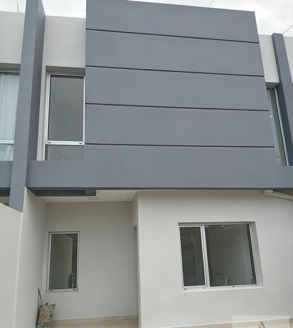 Foto de Alquiler Dúplex 3 dormitorios - BARRIO TIERRA MANSA - CENTENARIO, imagen 1