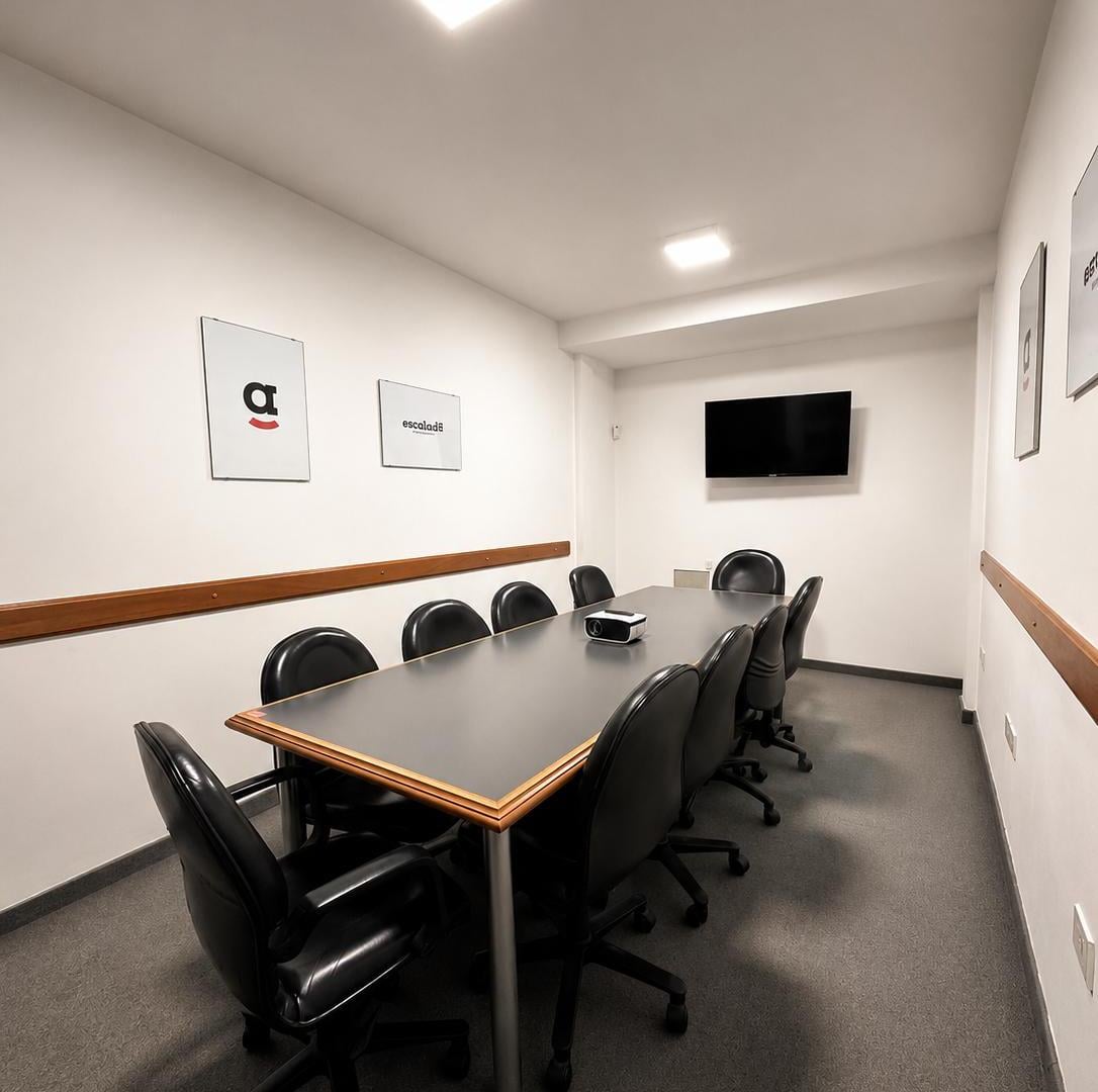 Foto de Oficina Comercial en Alquiler | Totalmente Equipada | 2 Puestos de, imagen 5