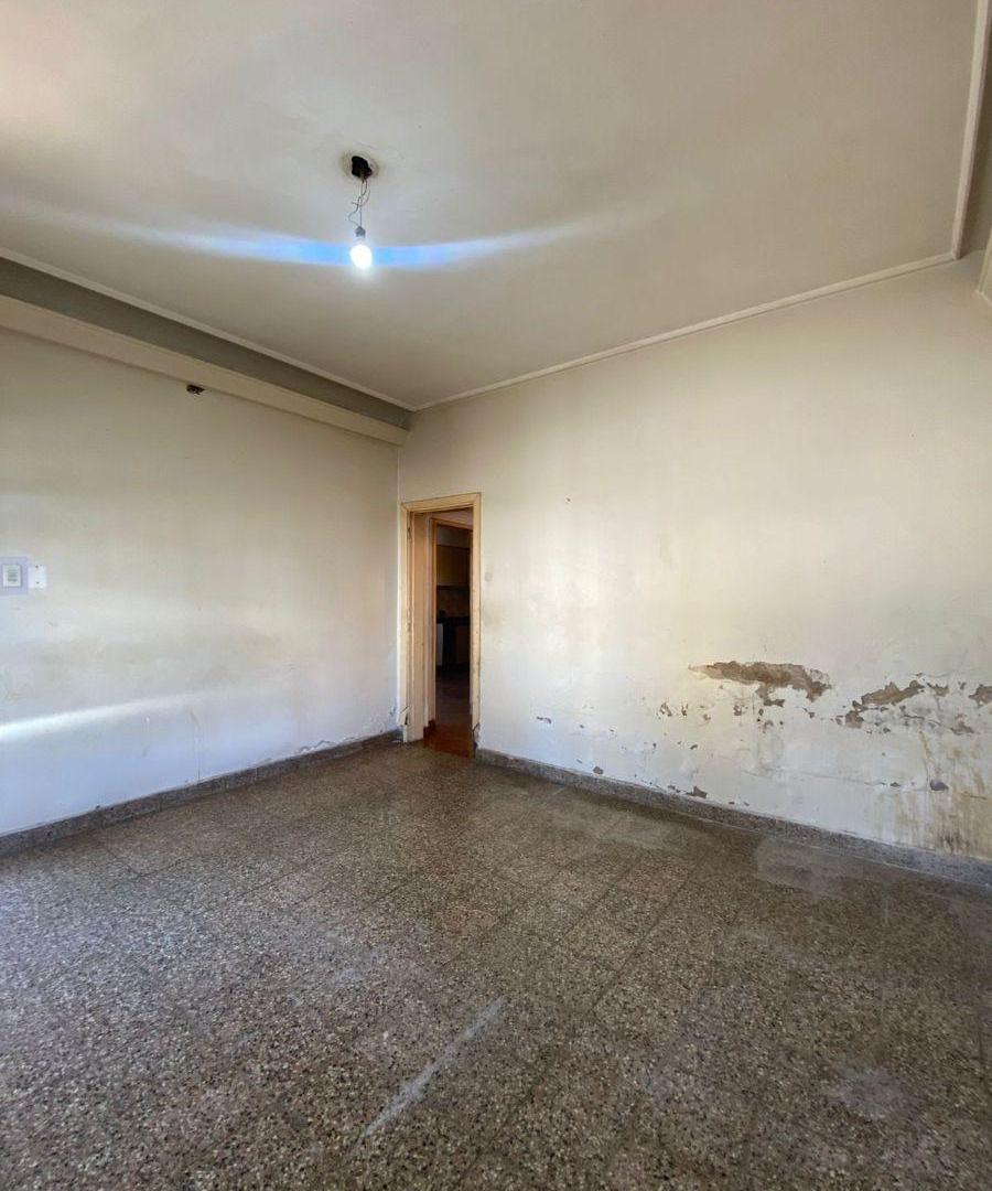 Foto de CASA 3 AMB + GALPON A REFACCIONAR, imagen 5
