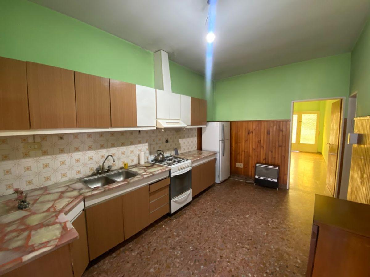 Foto de Casa Americana 4 Ambientes En Venta Apta Crédito - El Palomar, imagen 4
