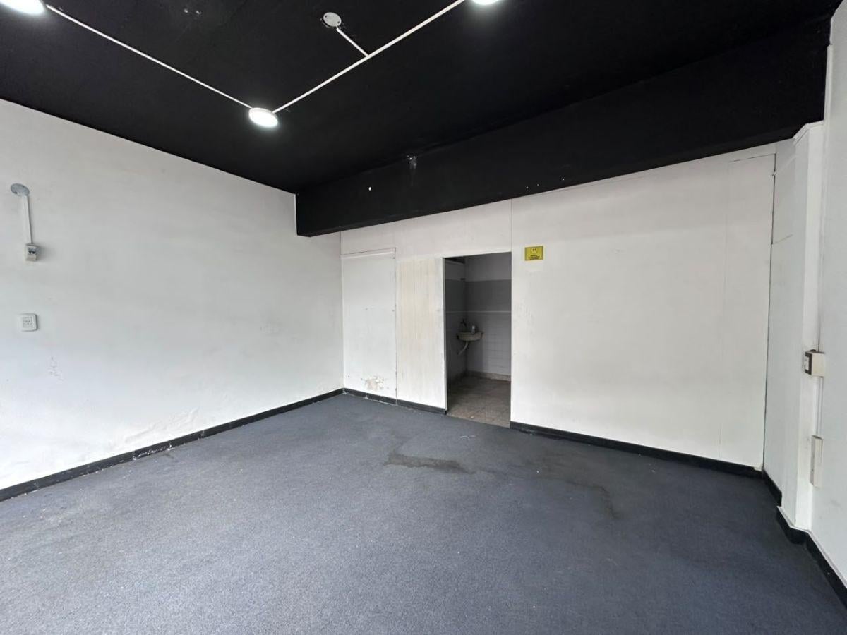 Foto de Local de 40 m2 aprox. - El Palomar, imagen 2