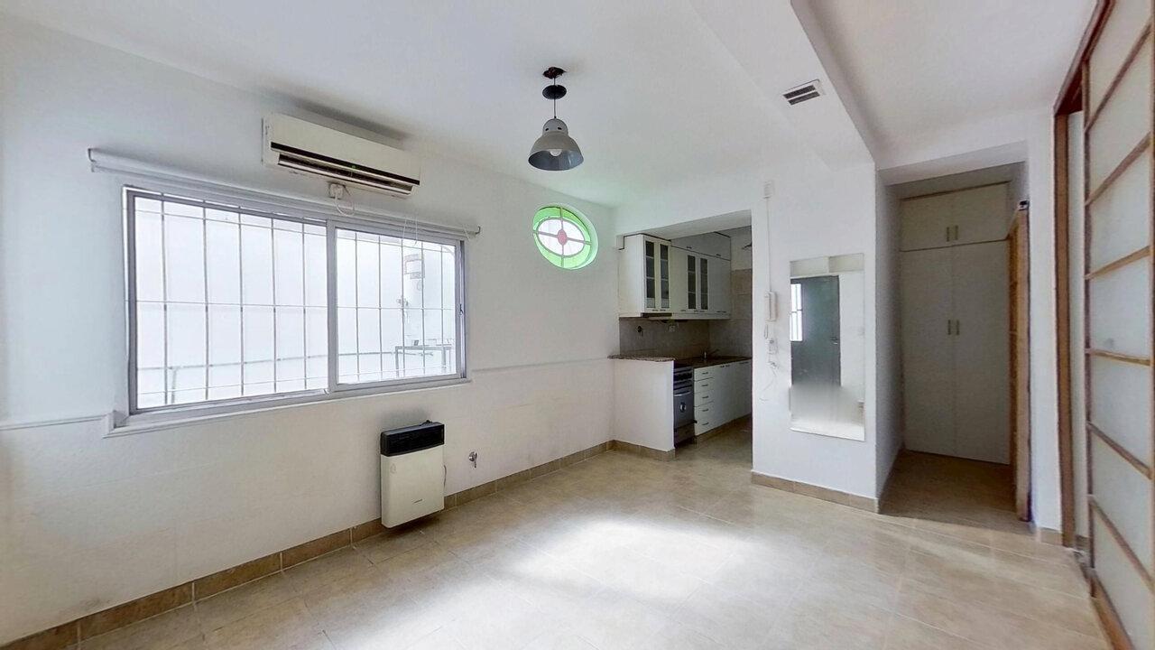 Foto de PH luminoso de 2 ambientes y medio. Villa Urquiza, imagen 5