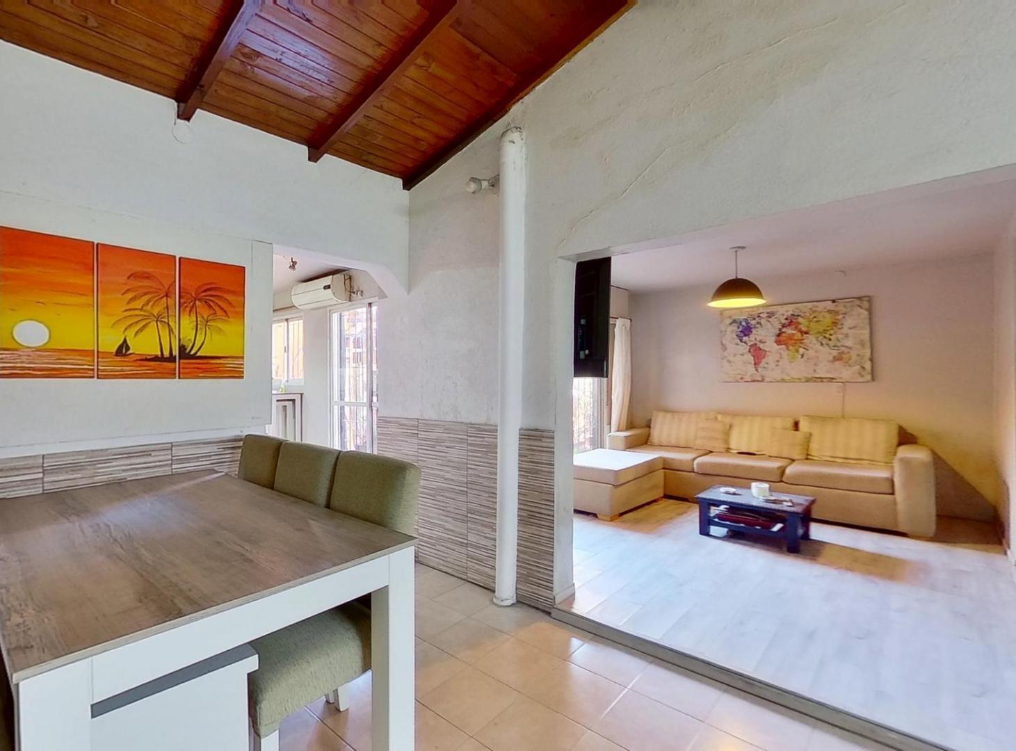 Foto de CASA 4 AMBIENTES CON COCHERA Y PARRILLA SARANDÍ (copia), imagen 1