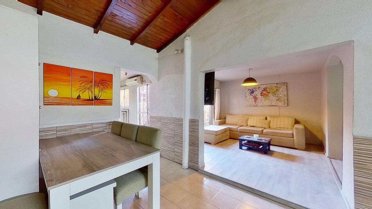 Foto de CASA 4 AMBIENTES CON COCHERA Y PARRILLA SARANDÍ, imagen 4