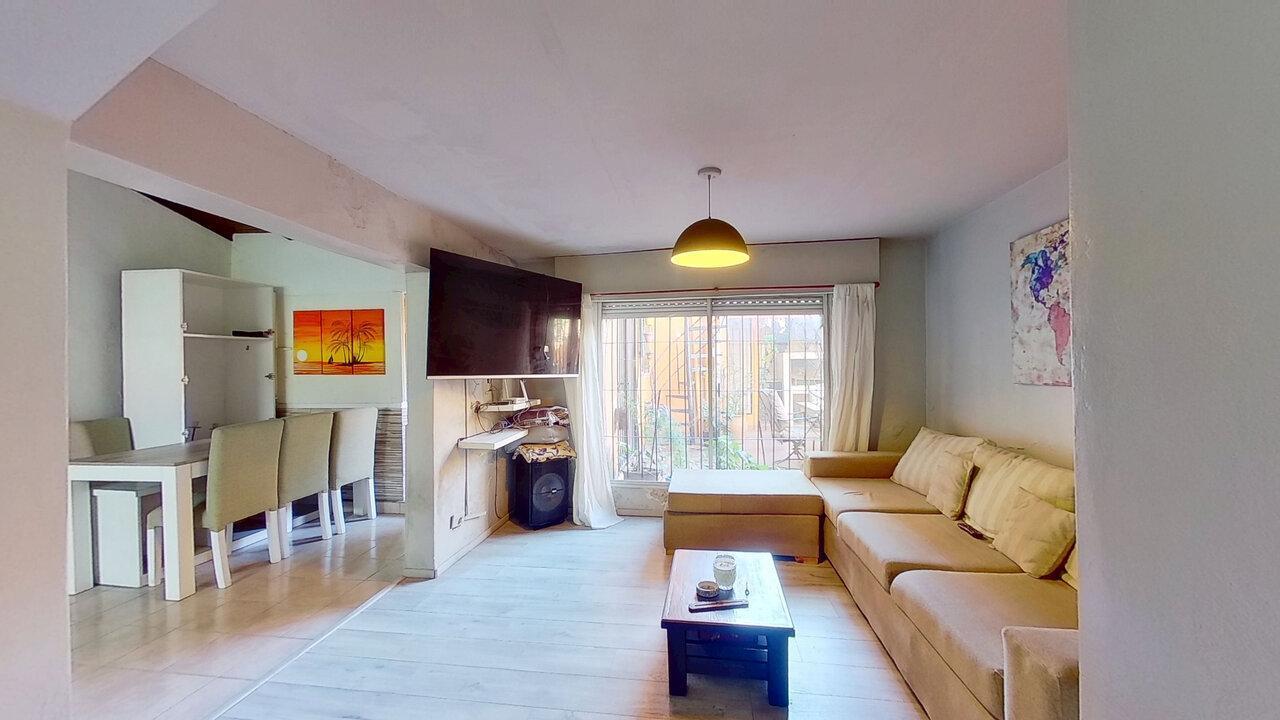 Foto de Casa 4 Ambientes en Sarandí con Cochera y Parrilla, imagen 5
