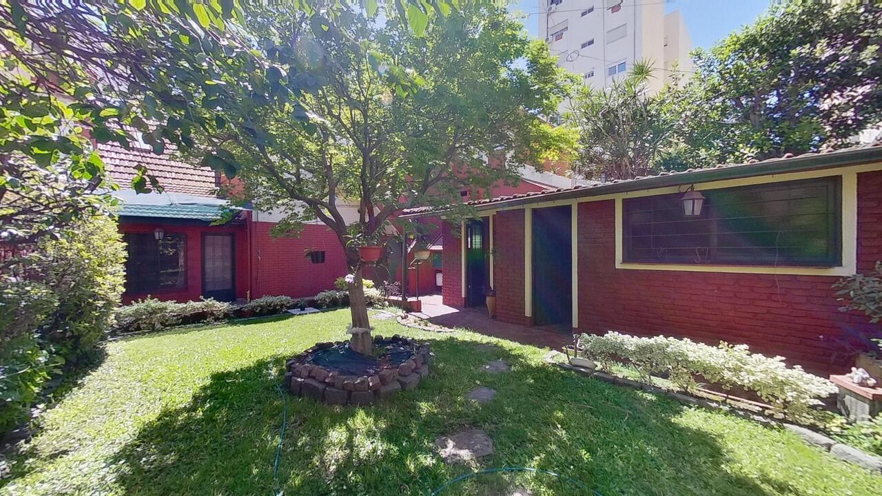 Foto de Casa 4 Ambientes en Avellaneda en 2 Plantas con Jardín, imagen 3