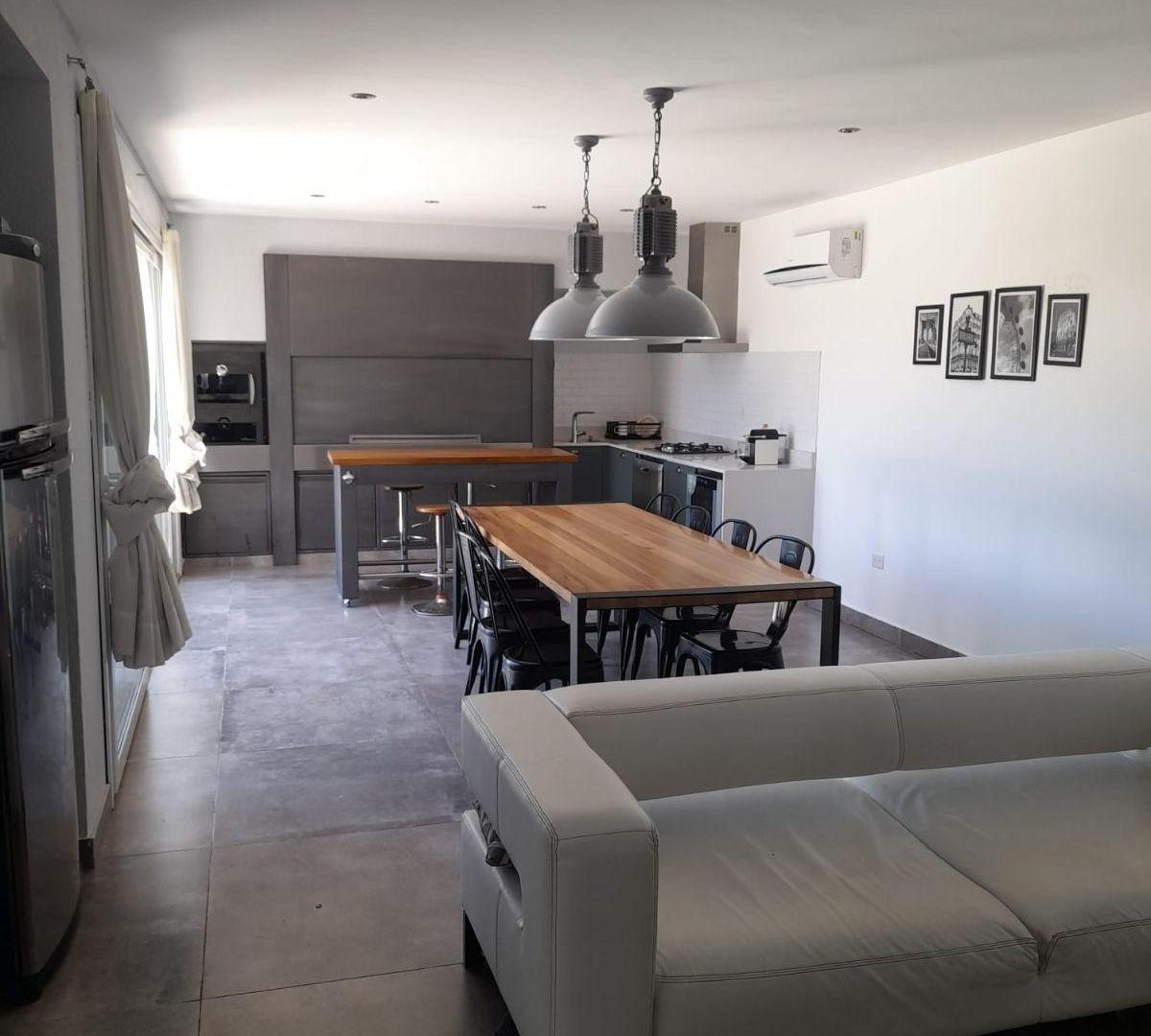 Foto de Casa en venta 5 ambientes en Barrio La Concepción Lujan, imagen 5