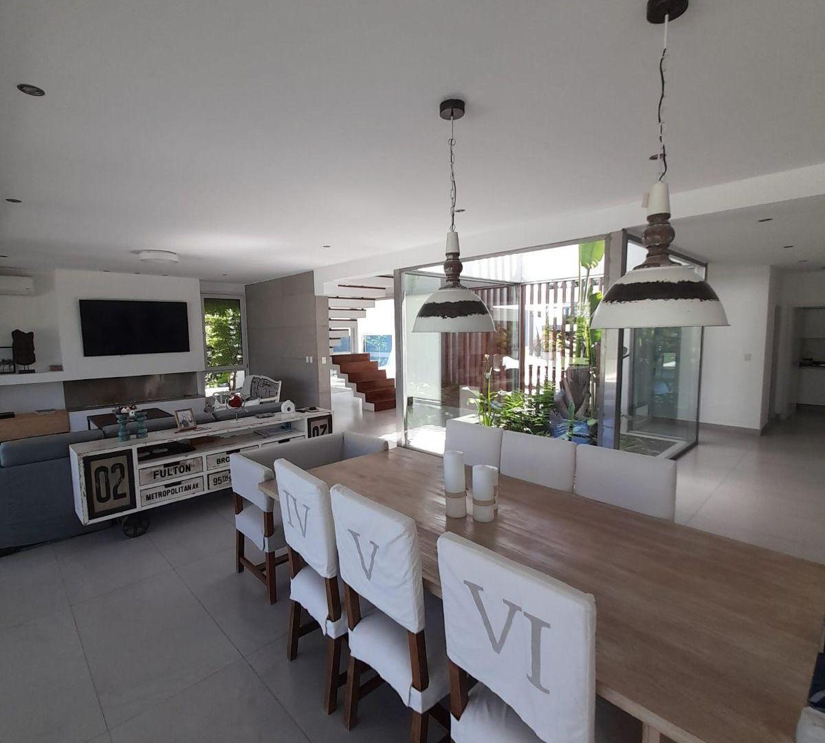 Foto de Casa en venta 5 ambientes en Barrio La Concepción Lujan, imagen 3