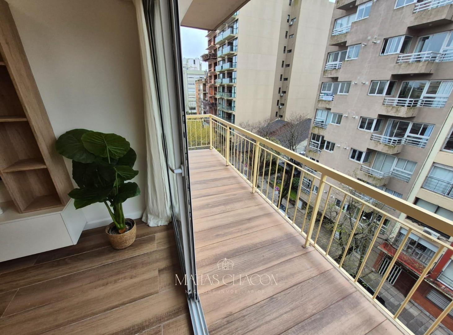 Foto de Departamento de 3 Ambientes a la calle con balcon saliente en Plaza, imagen 4