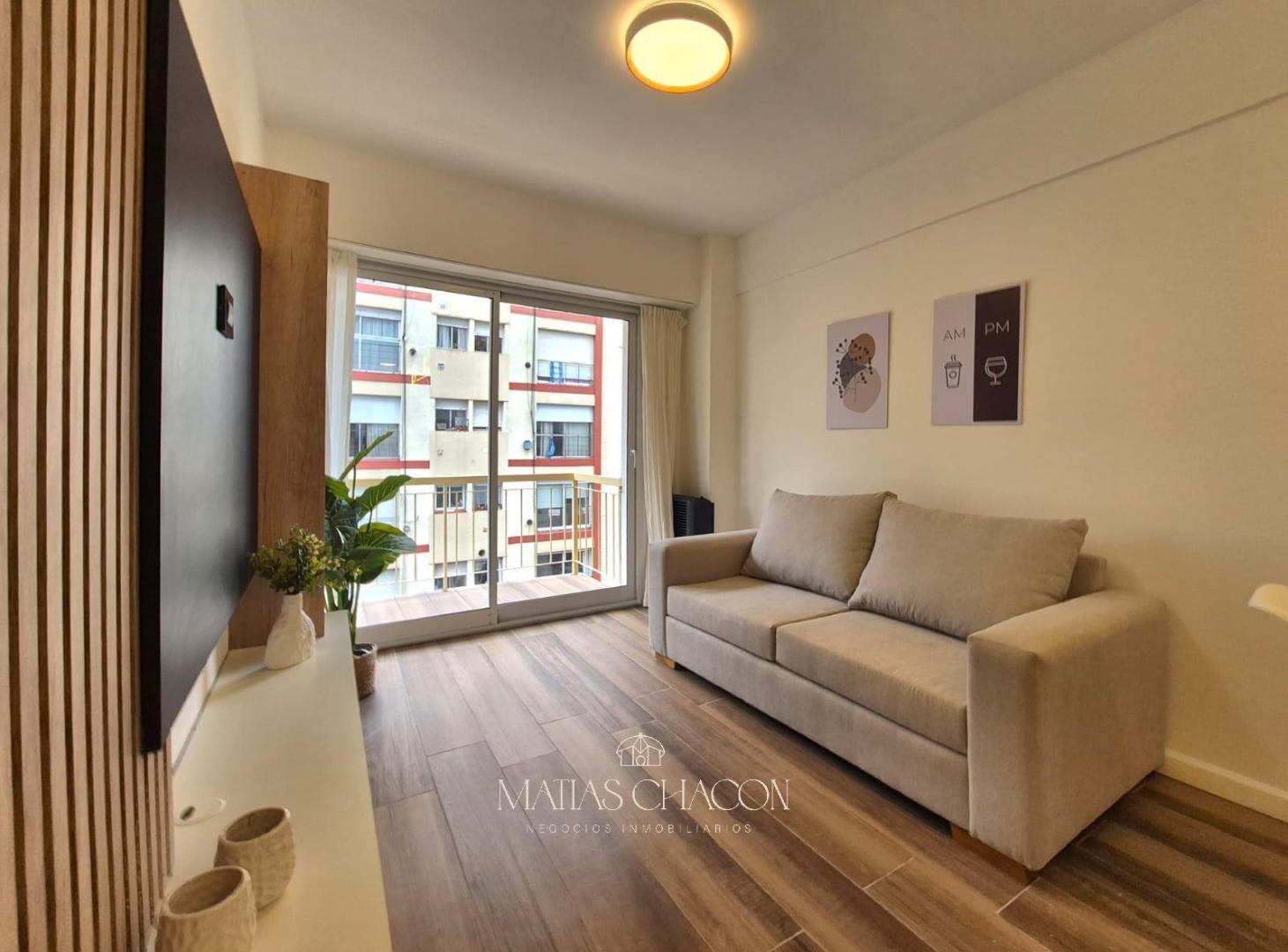 Foto de Departamento de 3 Ambientes a la calle con balcon saliente en Plaza, imagen 3
