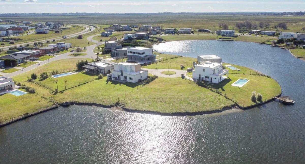 Foto de Venta lote a la laguna en San Sebastian, imagen 2