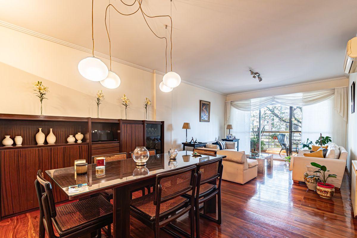 Foto de VENTA. IMPECABLE 5amb con balcón y cochera. CABALLITO, imagen 3