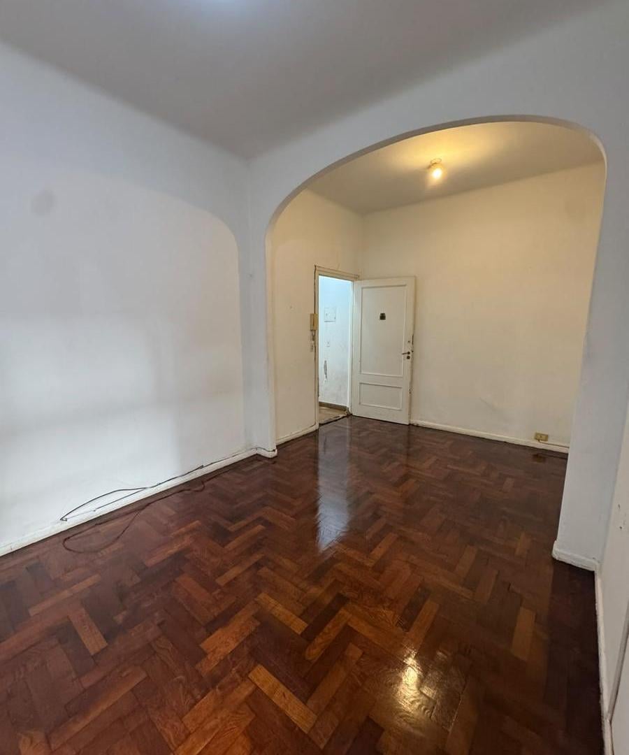Foto de Alquiler PH 2 ambientes en planta baja con patio en Villa Devoto, imagen 2