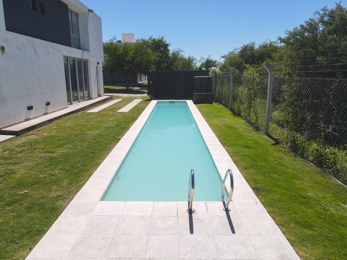 Foto de SORIANO PROPIEDADES VENDE CASA DE 3 DORMITORIOS EN PUNTA GOLF VILLA, imagen 1