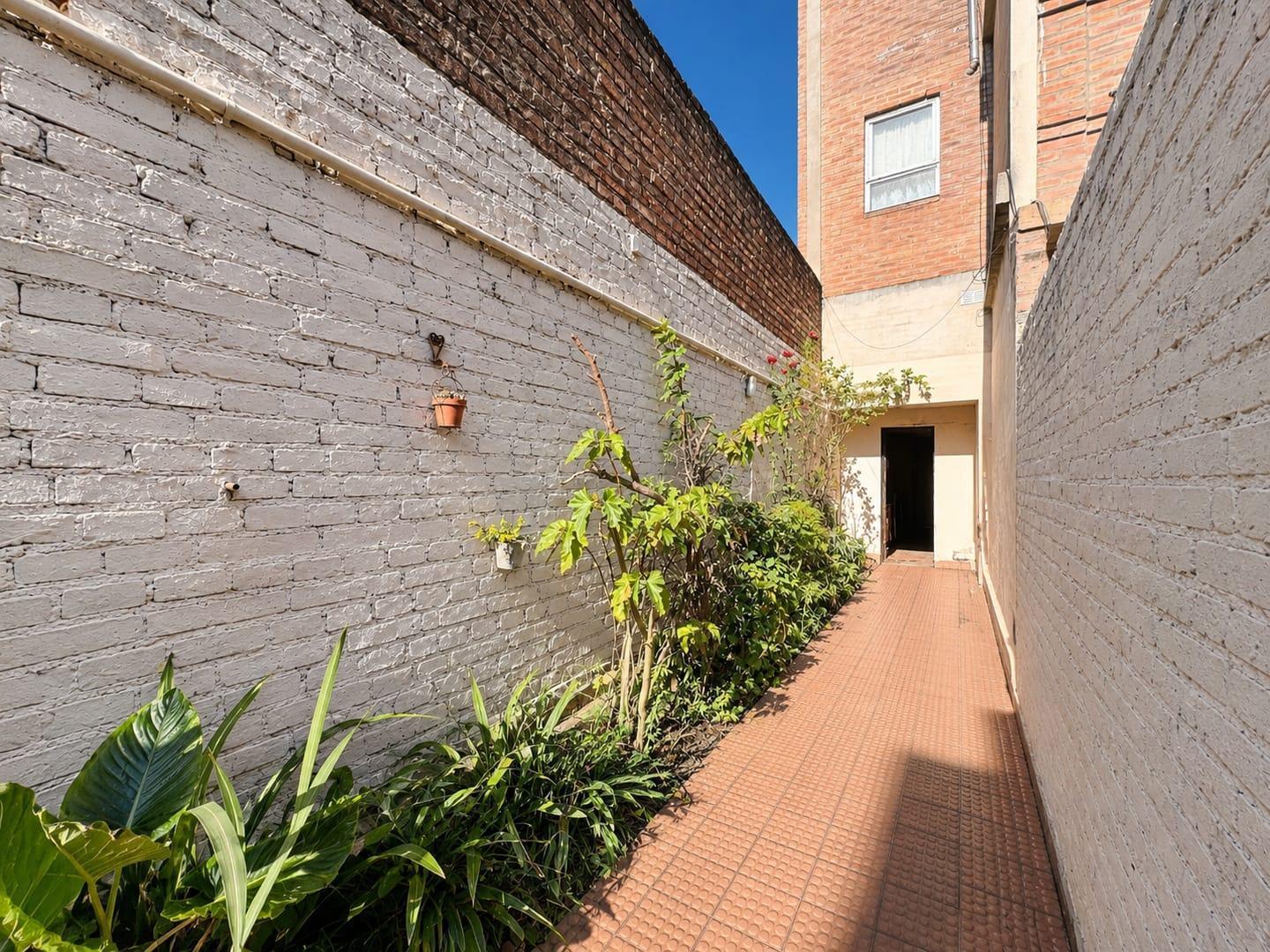 Foto de VENTA PH 2 DORMITORIOS B ALBERDI, imagen 1