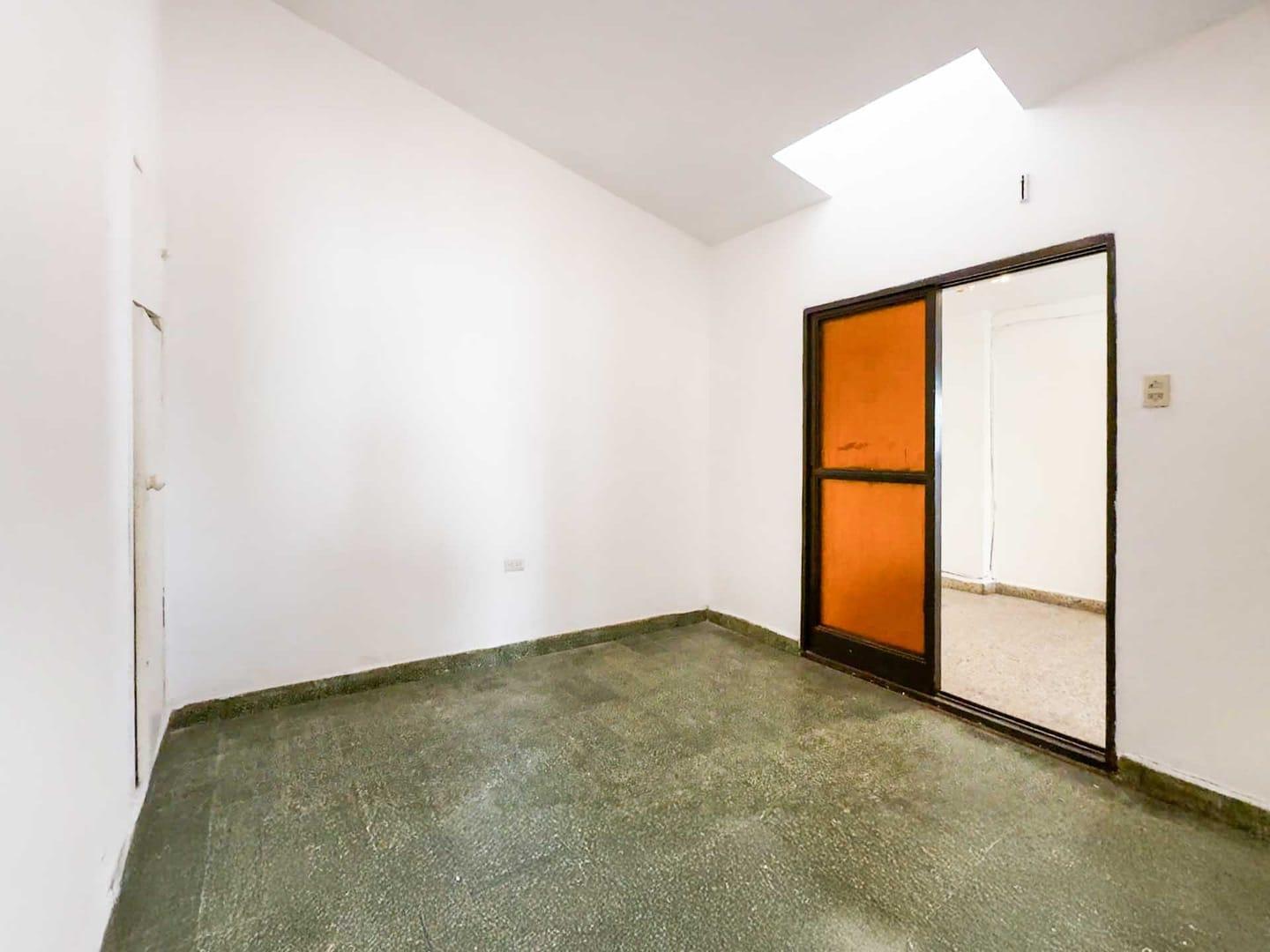 Foto de VENTA COMODA CASA 3 DORM BARRIO EMPALME, imagen 1