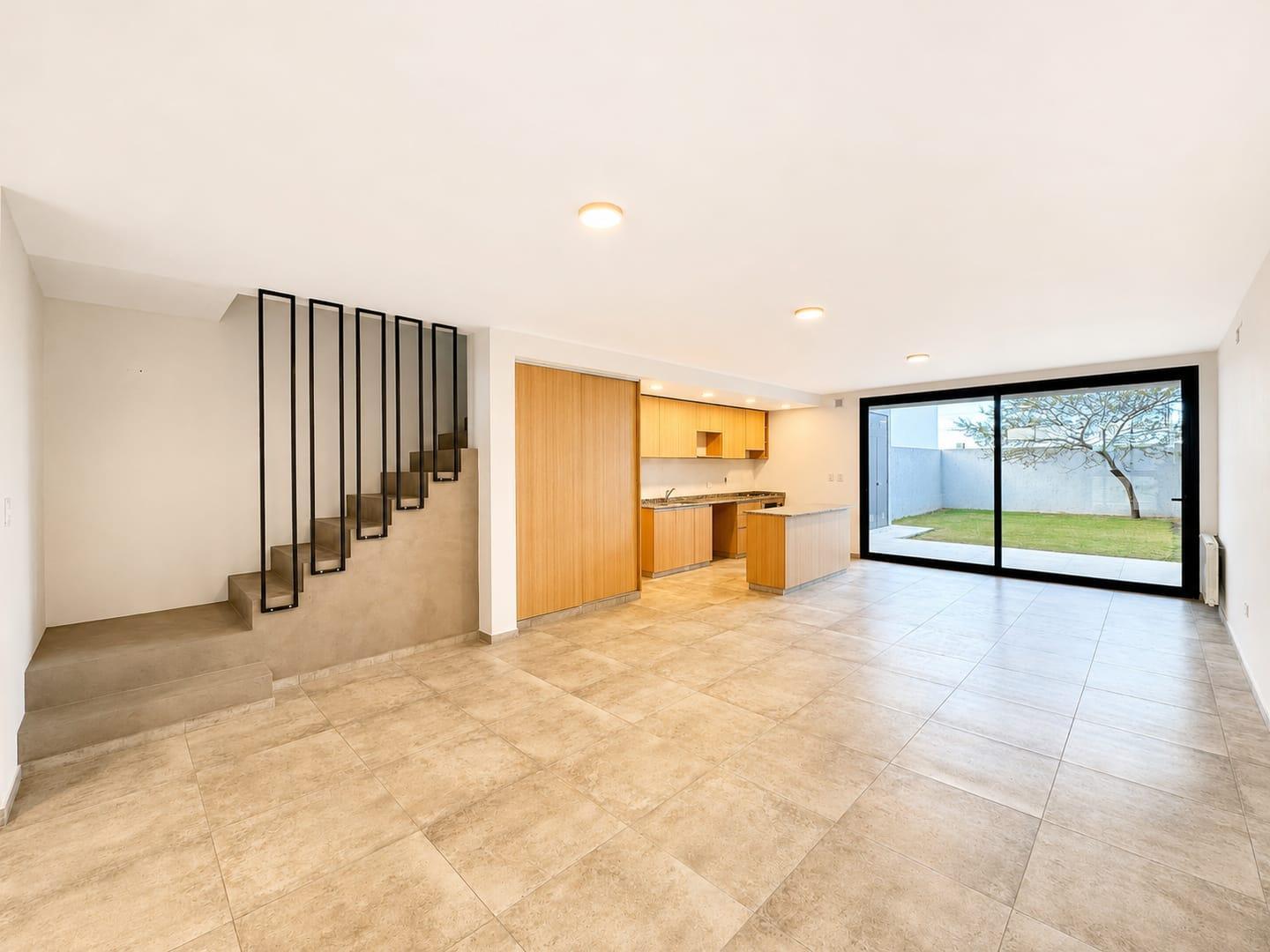 Foto de VENTA DUPLEX 3 DORMITORIOS MANANTIALES II, imagen 4