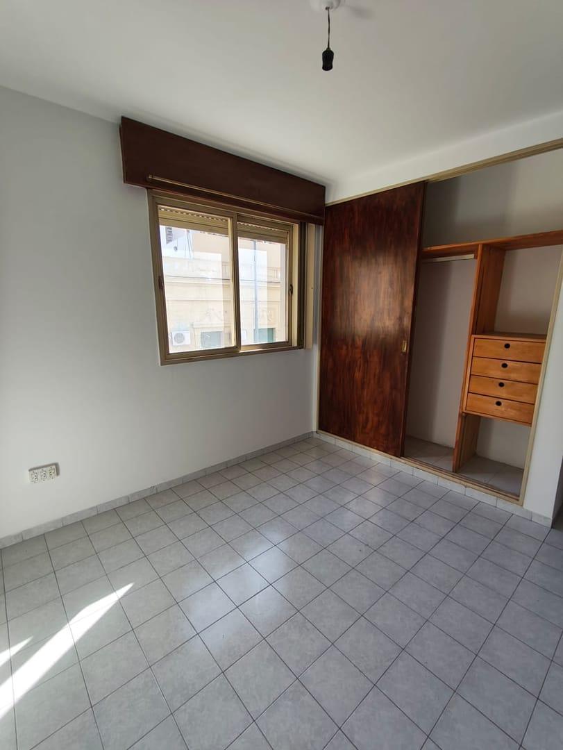 Foto de DEPARTAMENTO EN VENTA 2 DORMITORIOS - CENTRO, imagen 2