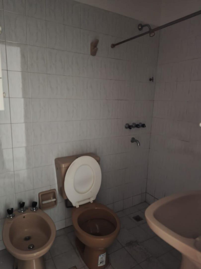 Foto de DEPARTAMENTO EN VENTA 2 DORMITORIOS - CENTRO, imagen 4